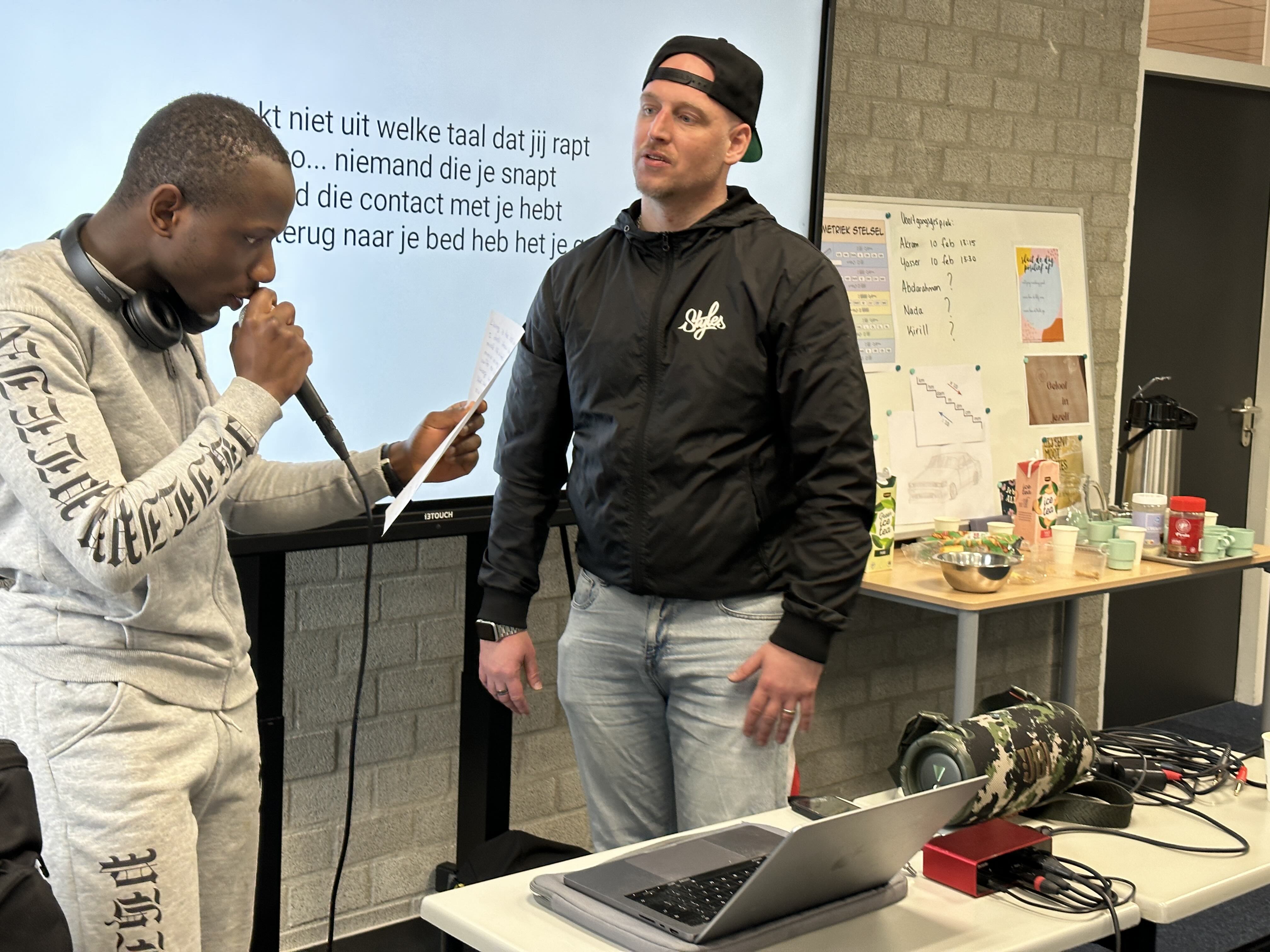 Rap en spoken word workshop voor leerlingen door STYLES Company